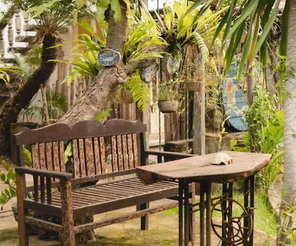 Sunrise & Lounge Bed & Breakfast *